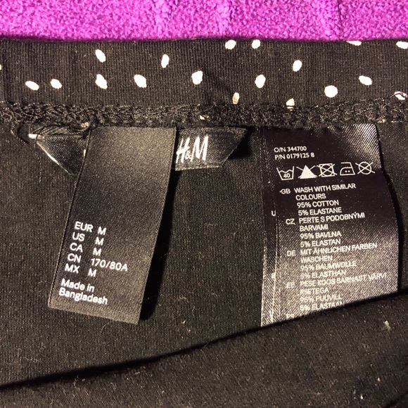 Mini skirts - Picture 6 of 6